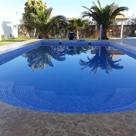 Villa Climatisee Avec Piscine Privee, Ras El Ma Bouarfaten エクステリア 写真