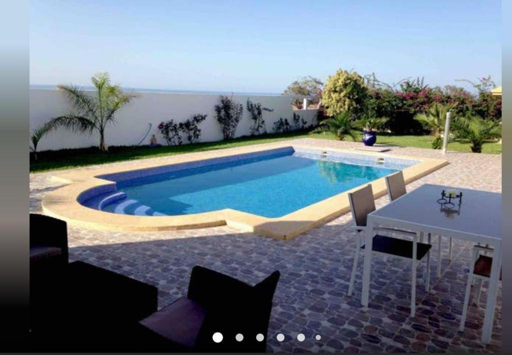 Villa Climatisee Avec Piscine Privee, Ras El Ma Bouarfaten エクステリア 写真